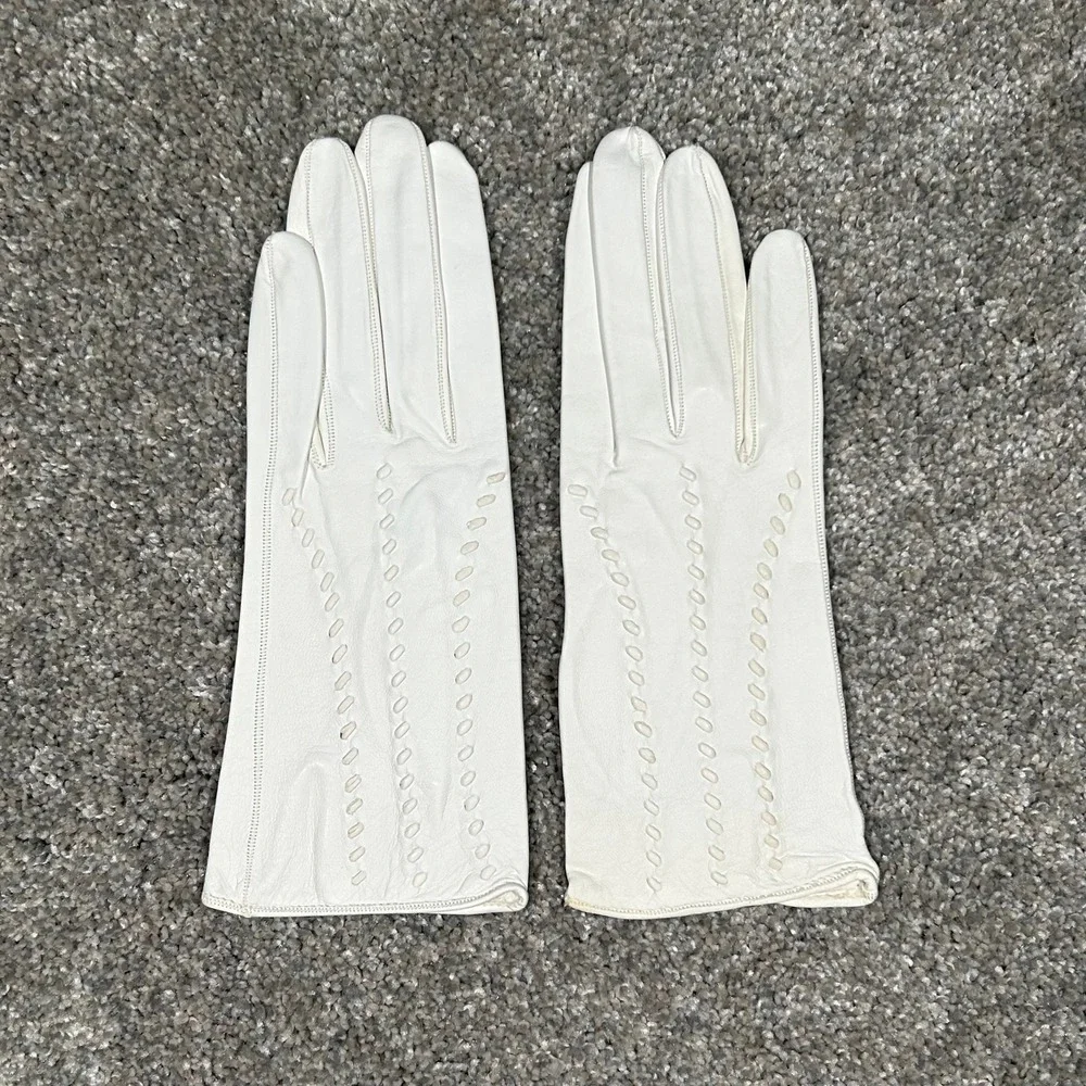 Vintage White Leather Dress Gloves Mid Length Decorative‎ Stitching Size 7.75